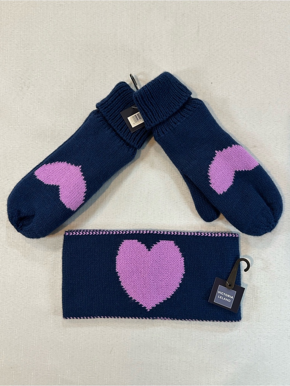 NWT Victoria Leland Heart Mittens & Ear Warmer Set Navy Pink